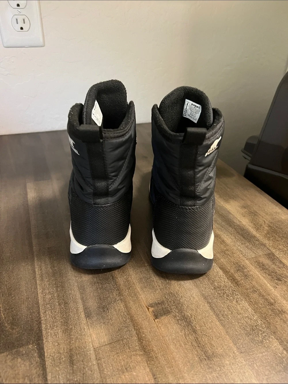 Sorel Black and White Women's Insulated Lace-Up Winter Boots